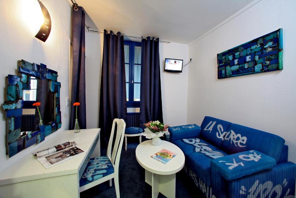 Hotel Le Coin Des Halles Cahors Szoba fotó